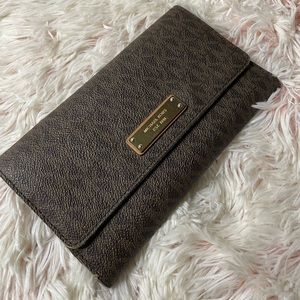 Michael Kors Leather Logo Wallet in Brown